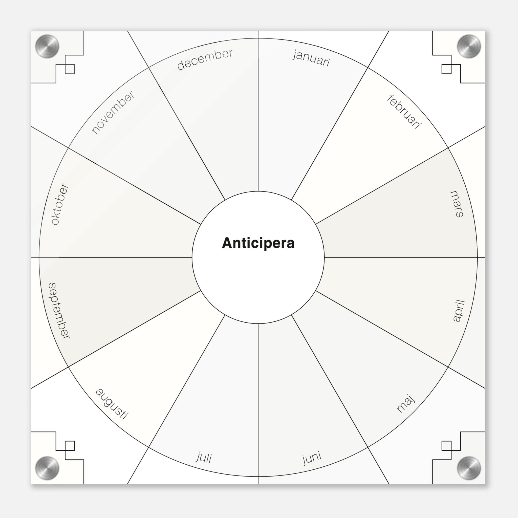 Evighetsplanerare årshjul i vita toner. I mitten av det geometriska årshjulet står det Anticipera.
